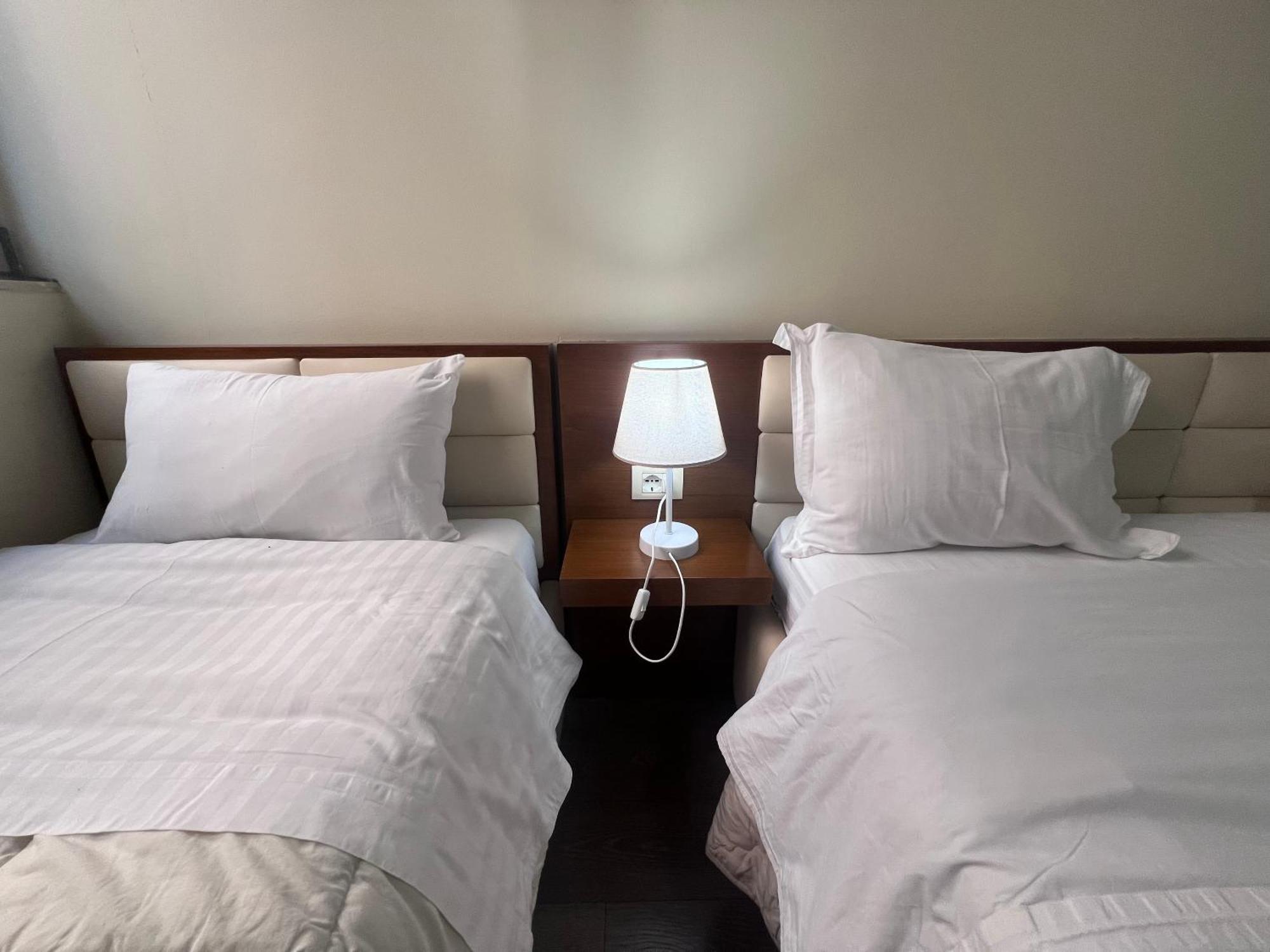 Bobi Hotel Shkoder Ngoại thất bức ảnh