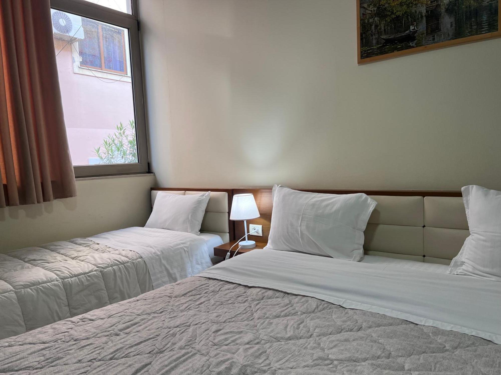 Bobi Hotel Shkoder Ngoại thất bức ảnh