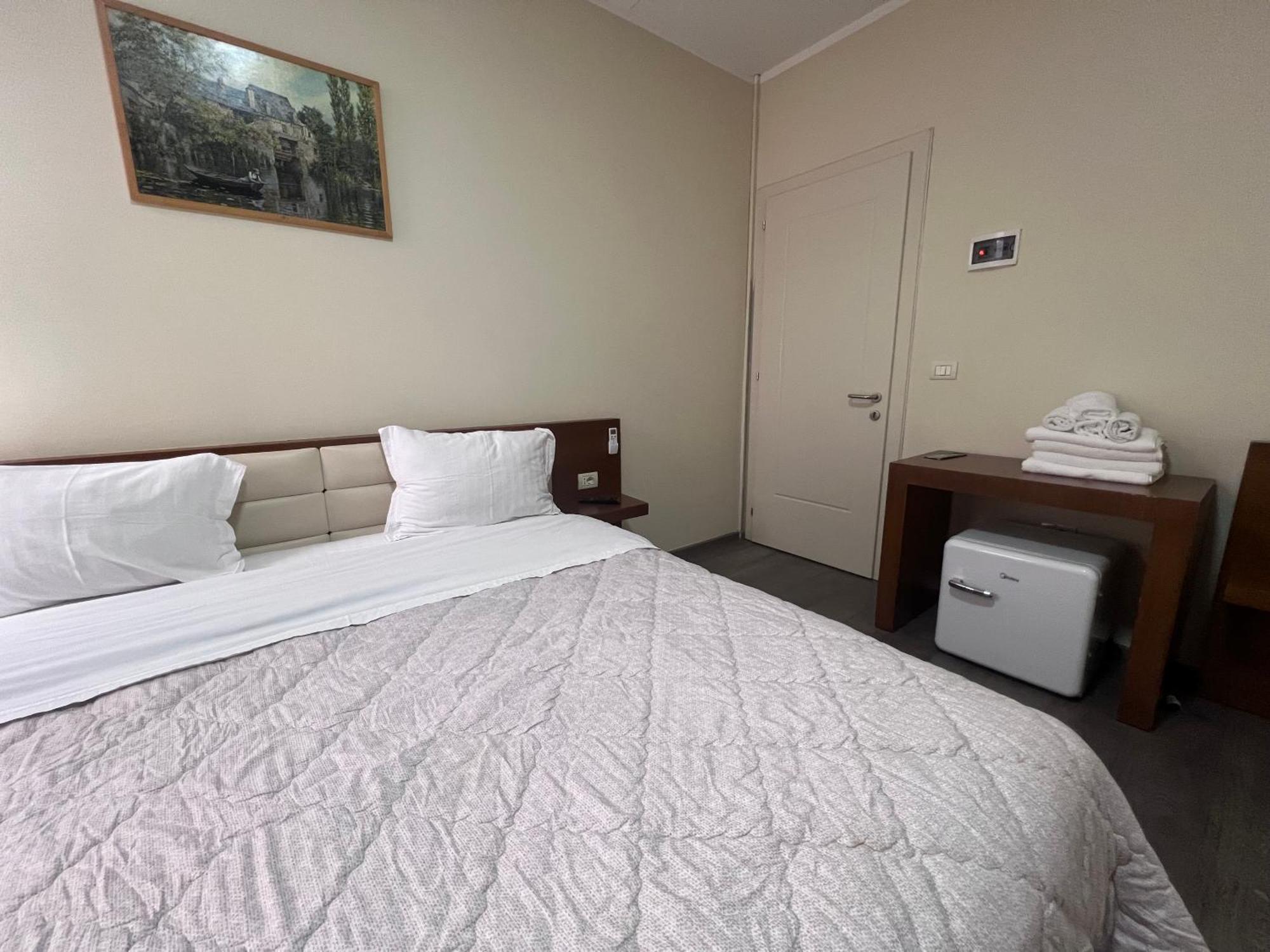 Bobi Hotel Shkoder Ngoại thất bức ảnh