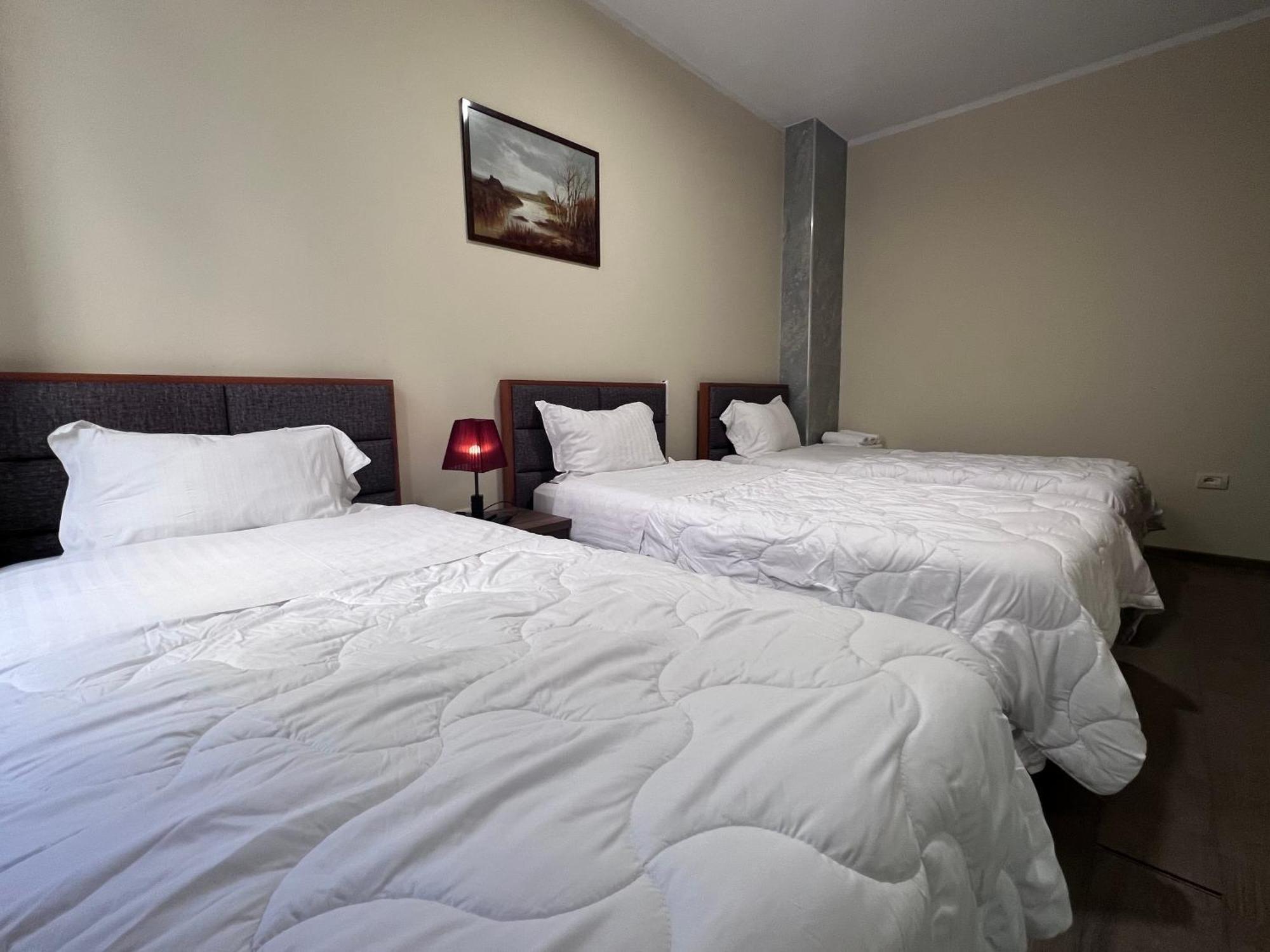 Bobi Hotel Shkoder Ngoại thất bức ảnh