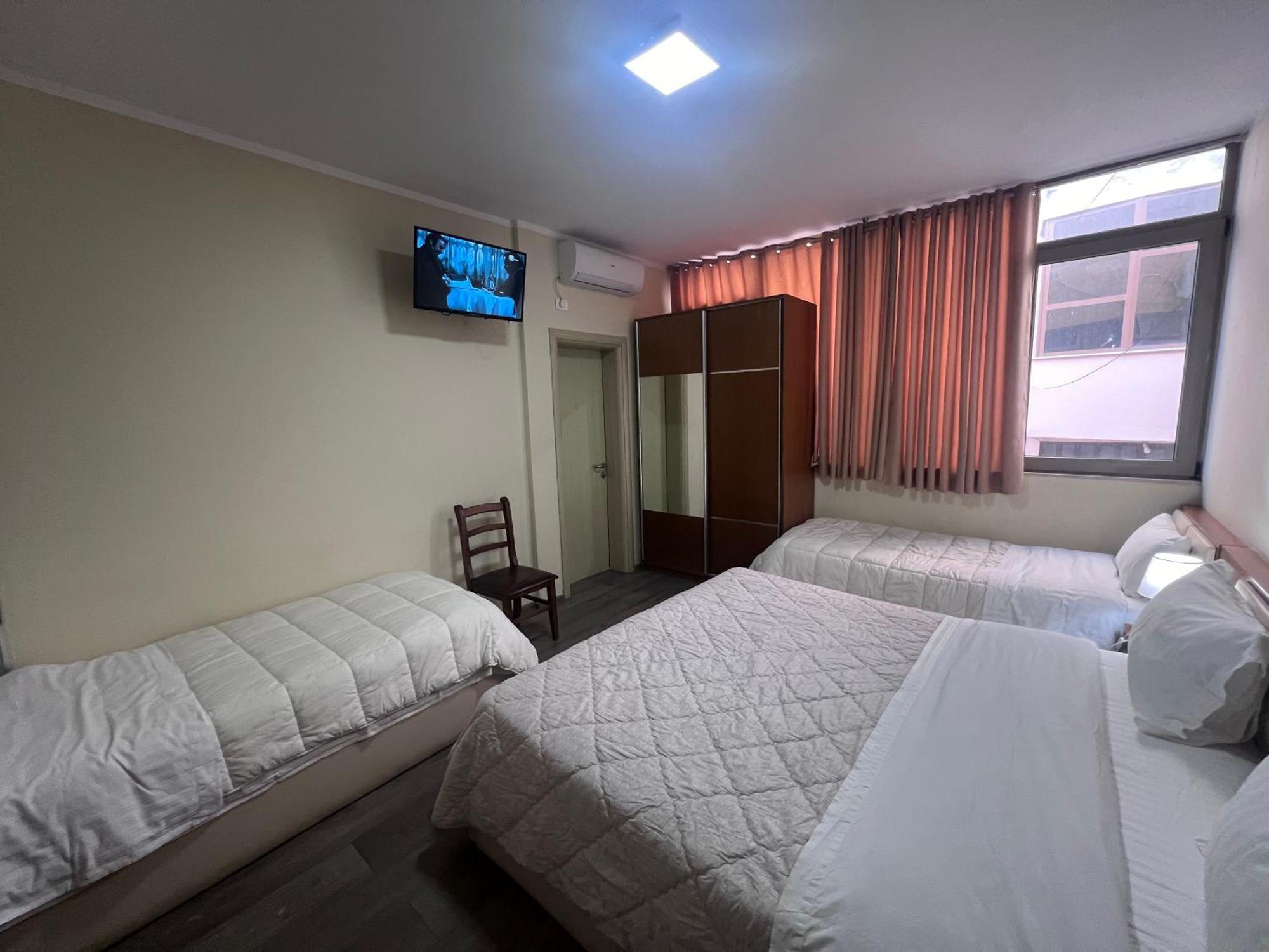 Bobi Hotel Shkoder Ngoại thất bức ảnh