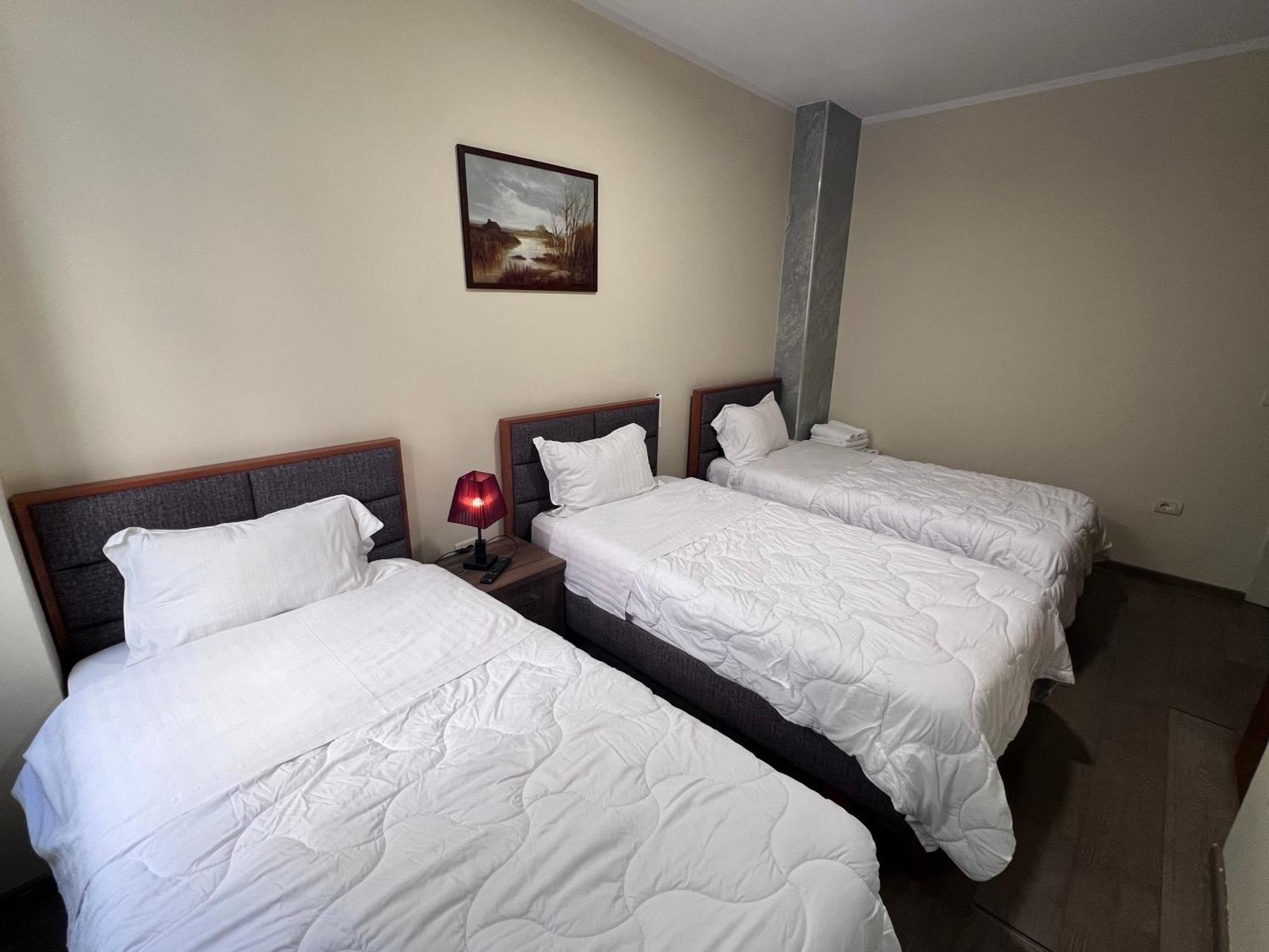 Bobi Hotel Shkoder Ngoại thất bức ảnh
